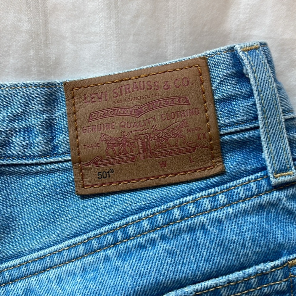 501 Levi’s - Picture 3 of 3